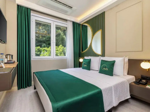 Sistina Old City Hotel