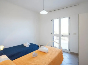 Sunrise House With Sea View