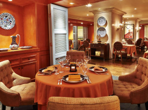 Kempinski Nile Hotel Garden City Cairo