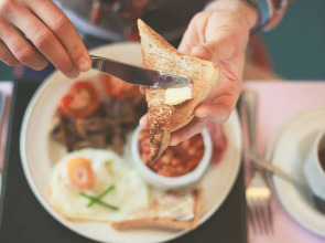 Binders Budget City Mountain Hotel