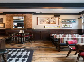 Publove The Rose & Crown