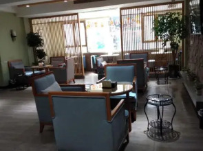 Tiange Theme Hotel (Jianzhong Branch)