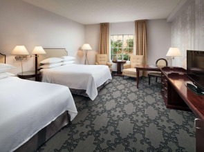 Anaheim Majestic Garden Hotel