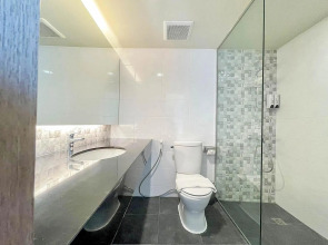 The One Hotel Bay Breeze Pattaya