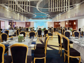 Le Meridien Pyramids Hotel & Spa