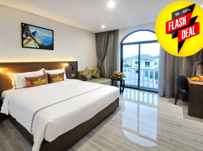 Crown Nguyen Hoang Hotel