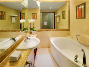 Radisson Blu Hotel Shanghai New World