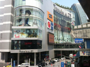 iCheck inn Sukhumvit 19