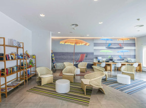 Отель Los Amigos Beach Club