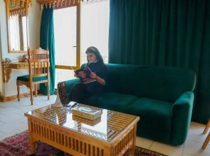 Kuwait Palace Hotel Apartments