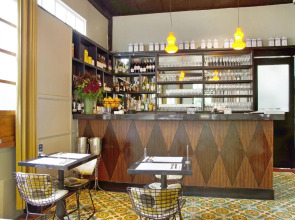 The Henry Hotel Manila