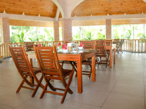 Sea Links Beach Hotel