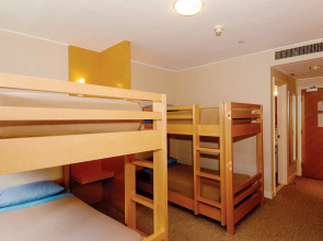 The Salisbury - YMCA of Hong Kong