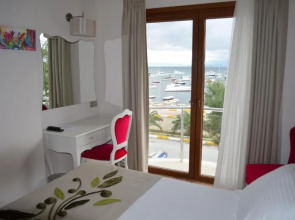 Отель Myla Hotel Tuzla