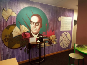 Premium Crown Suites