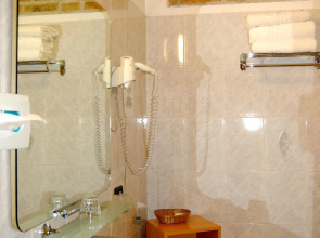 Hotel Mantegna Stazione , Mantegna Hotels