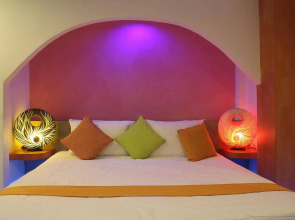 Pandora Lifestyle Hotel