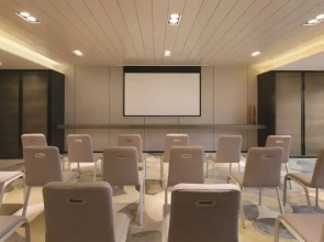 Hyatt House Shenzhen Airport