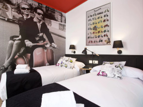 Casual Vintage Valencia Hotel