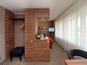 Best Western Plus Delta Park Hotel