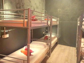 Tropical Guest House