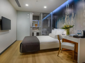 Tav Airport Hotel Izmir