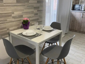 Апартаменты Апартик с выходом к озеру