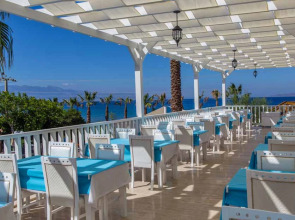 Golden Beach Resort & Spa