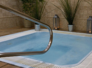 Отель Best Semiramis