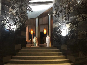 Le Coral Beach Resort and Cafe