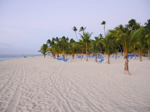 Coral Costa Caribe Beach Resort - All Inclusive