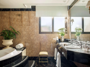 Gran Melia Fenix - The Leading Hotels of the World