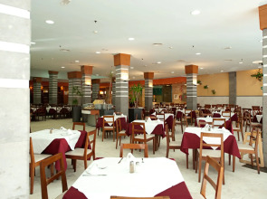 LIVVO Lago Taurito Hotel & Aquapark All Inclusive