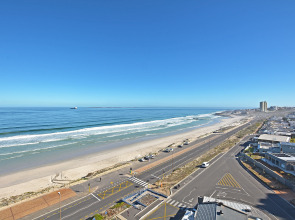 Blaauwberg Beach Hotel