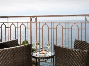 Tiara Miramar Beach Resort