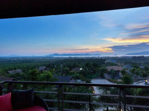 Chalong Chalet Resort & Longstay