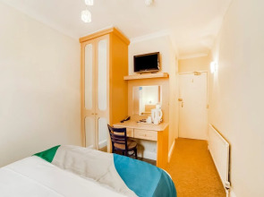 Gullivers Hotel - B&B