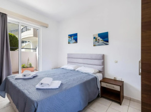 Johnhara Studios & Apartments