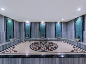 Lake & River Side Hotel & Spa