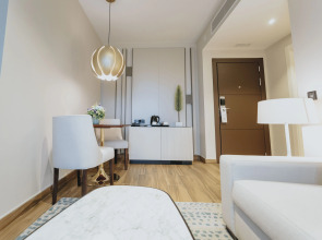 Отель Alanda Marbella Hotel