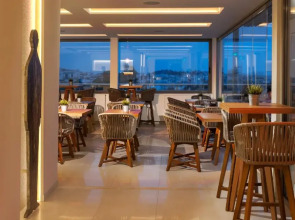 Central Athens Hotel