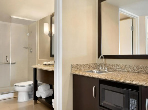 Embassy Suites Los Angeles - Glendale