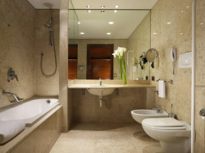 Unahotels Cusani Milano