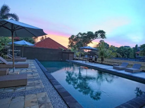 Nyoman Karsa Bungalow