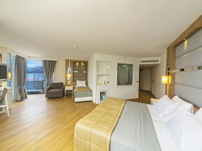 Poseidon Hotel - Adults Only