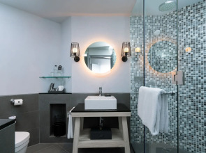 Отель Hard Rock Hotel Bali