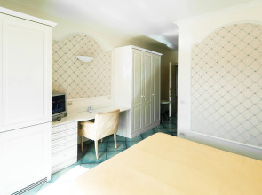 Отель Santa Gilla