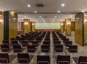 Hotel Macia Sevilla Kubb