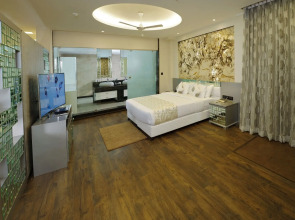 The Panoramic Getaway