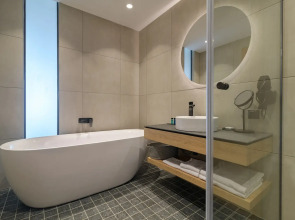 Ensana Aquahouse Health Spa Hotel